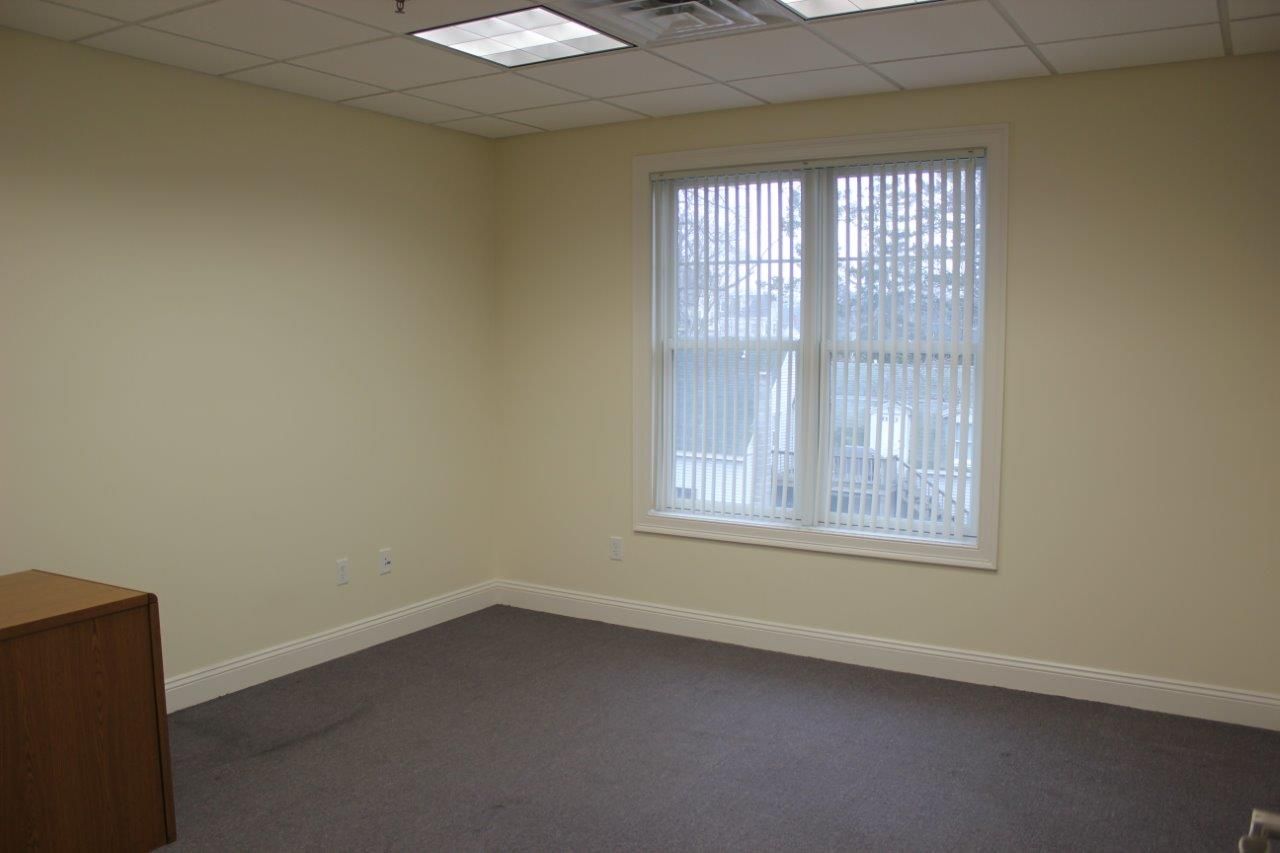 Unit 303 - 963 SF Office